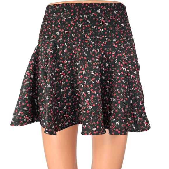 Zara Women's Black Floral High Waist Zipper Mini Flared A-Line Skirt Size XS - Picture 1 of 5